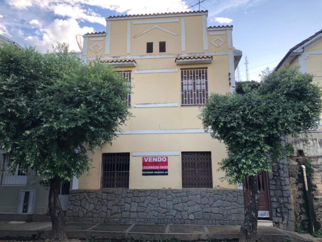 CASA  PARA VENDA NA VILA LAROCA